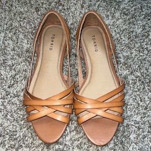 Size 10 wide faux leather / huaraches sandals